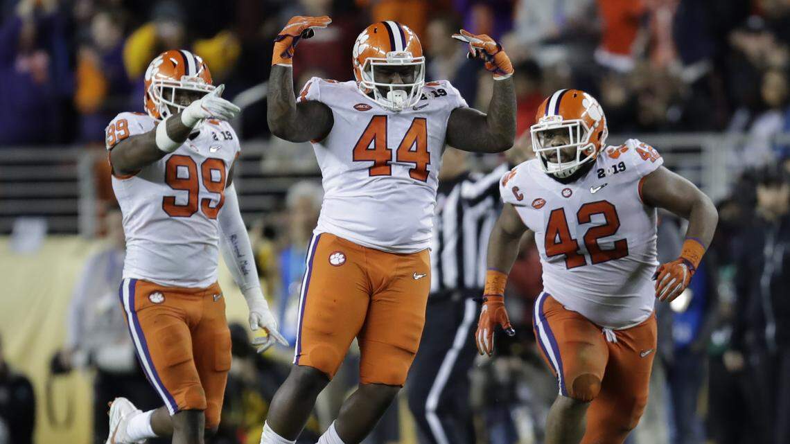 Beaufort Co.’s Pinckney stuffed this Bama trick play to help Clemson win national title