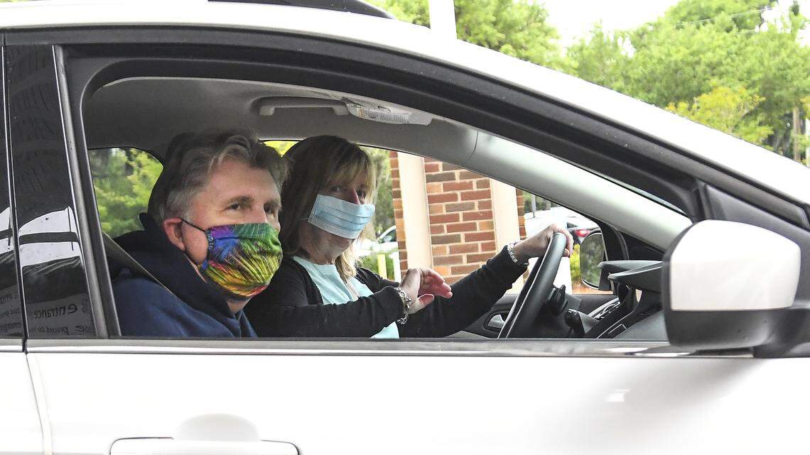 “They saved him,” Beaufort wife says seconds before seeing husband who survived coronavirus