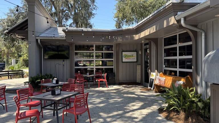 Lady’s Island pizza restaurant reopens in new Port Royal spot. Here’s where, what’s new