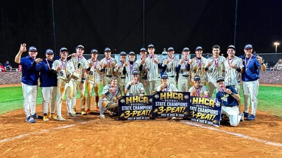 Two Lowcountry teams extend SCISA championship winning streaks