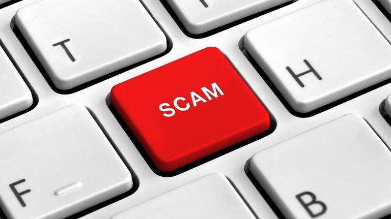 Bluffton woman sent scammers $25K, then passed note to bank teller. How she was tricked