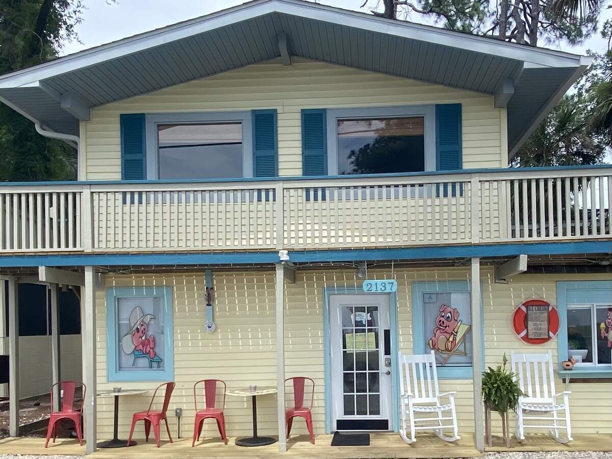 Beach Bums Barbecue is open on Sea Island Parkway near Hunting Island State Park.