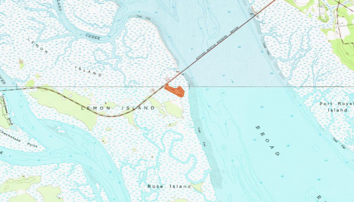 The highlighted area is North Widgeon Point, which shares saltwater pond frontage with Widgeon Point Preserve, a 162-acre passive park on Lemon Island off Highway 170.