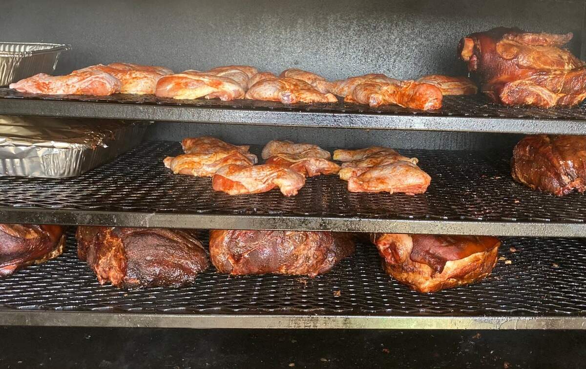 The menu at Beach Bums Barbecue includes pulled pork, ribs and chicken leg quarters.