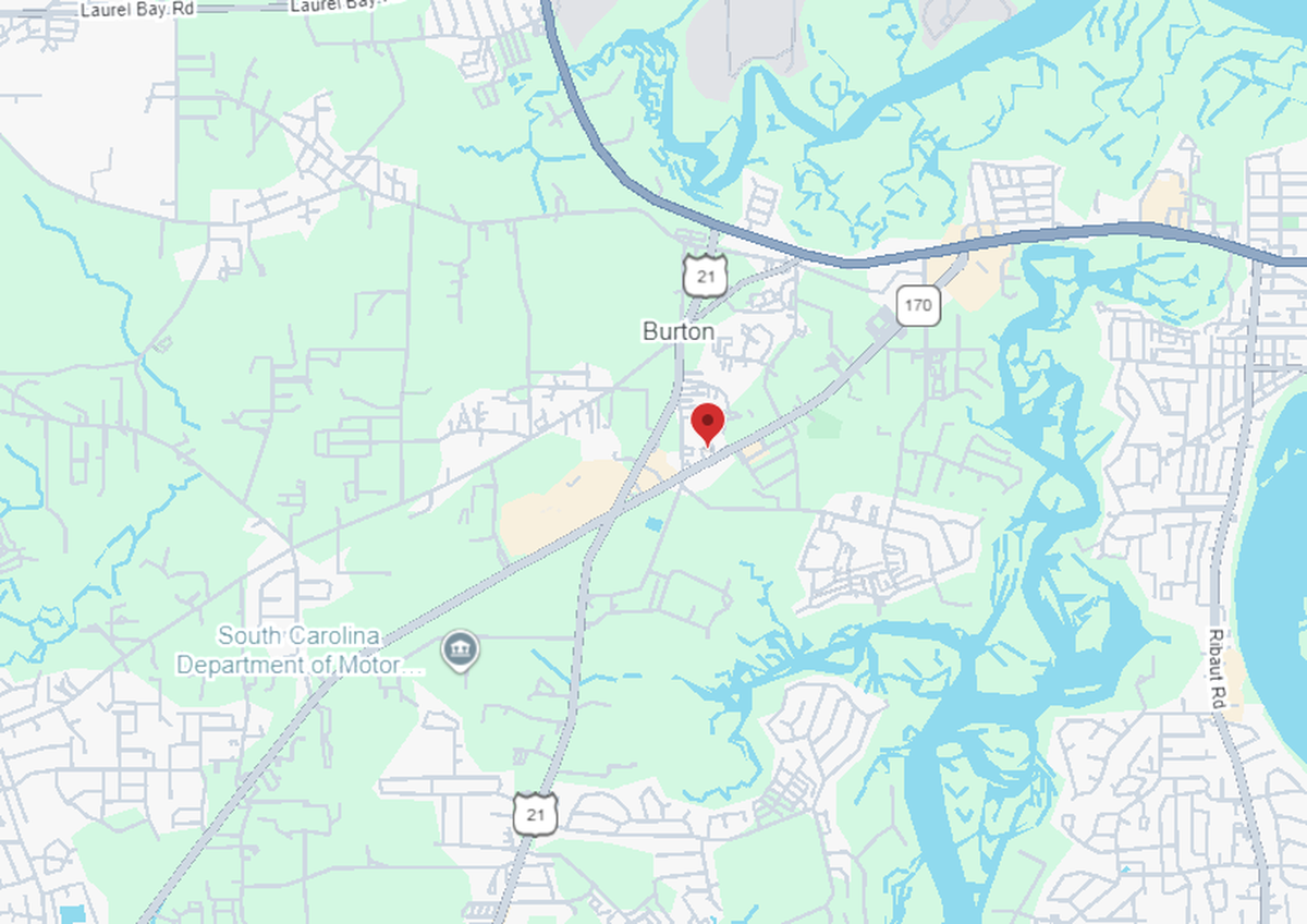 The 1 Stop Smoke Shop, located near the intersection of Parris Island Gateway and Robert Smalls Parkway, was the target of two back-to-back burglaries — one attempted and one successful — within five days. The Beaufort business is closing earlier some nights in response to the repeat incidents.