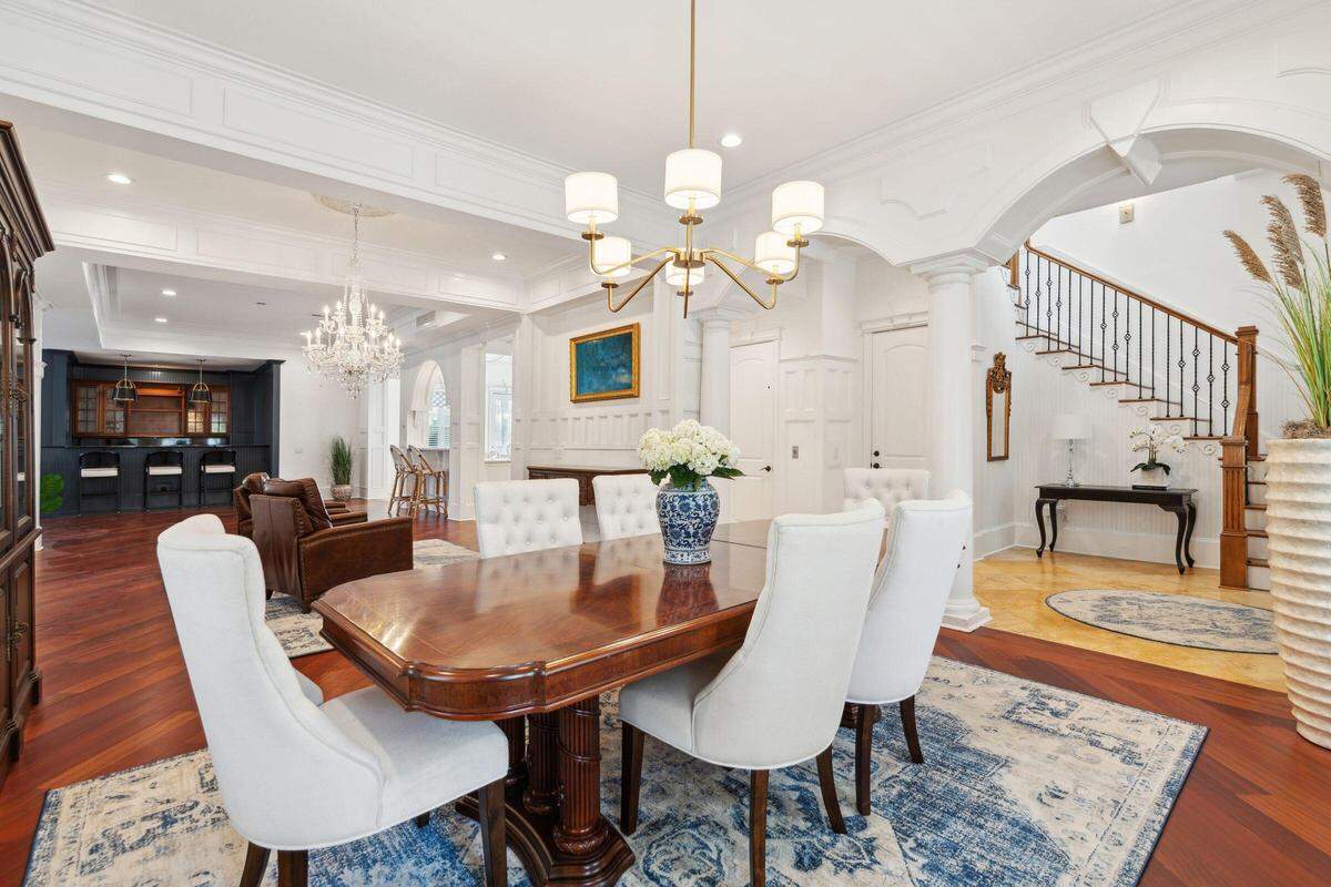 Dining area at 3 Cross Lane, Isle of Palms