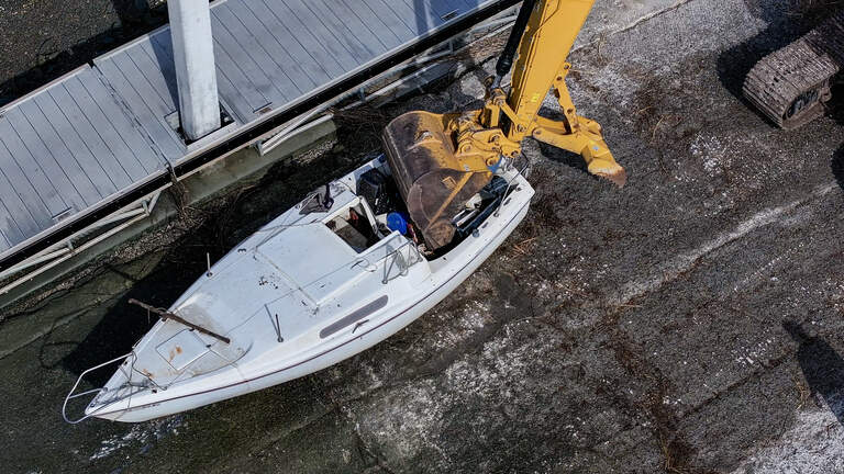 How SC is fighting derelict boats polluting Lowcountry salt marshes