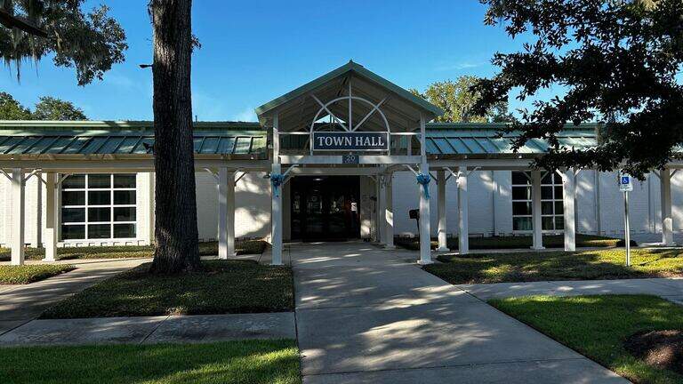 Bluffton town council is one of the highest paid in SC, data show. Why?