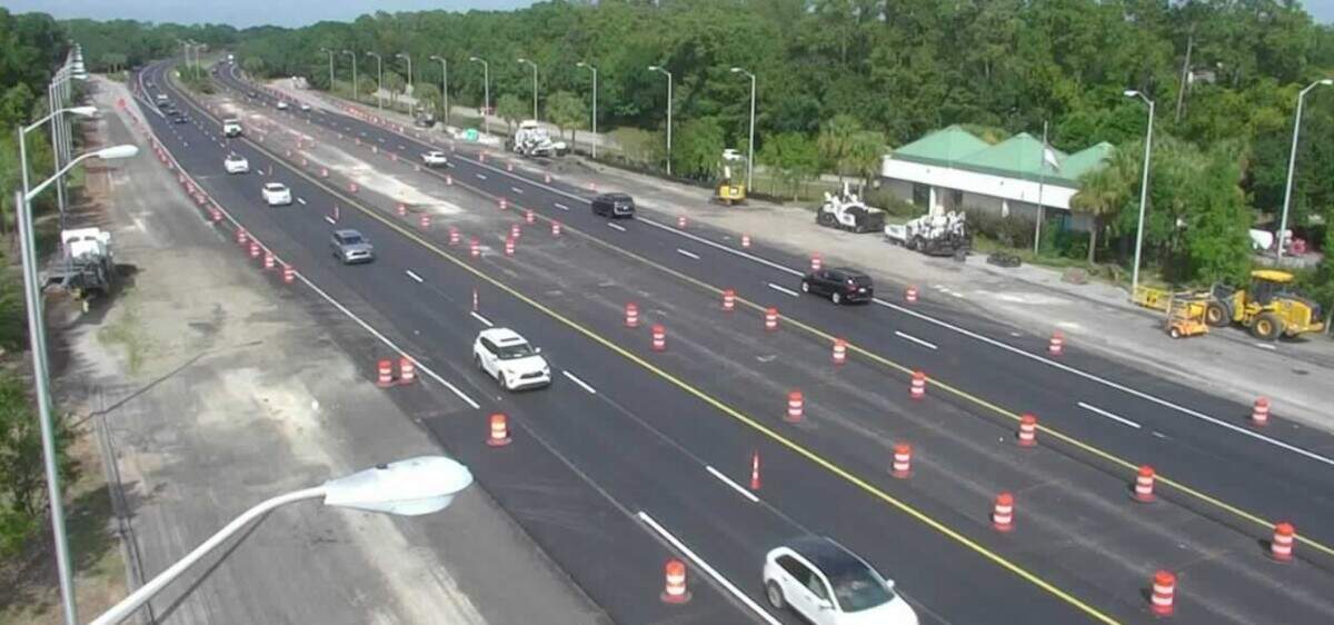 Vehicles drive along the Cross Island Parkway Tuesday, Oct. 11, in the area where a toll plaza used to stand. Work this week will cause lanes to be closed along the route.