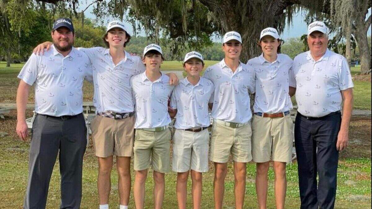 Hilton Head Prep boys golf finished second in the 2022 SCISA 3A tournament.