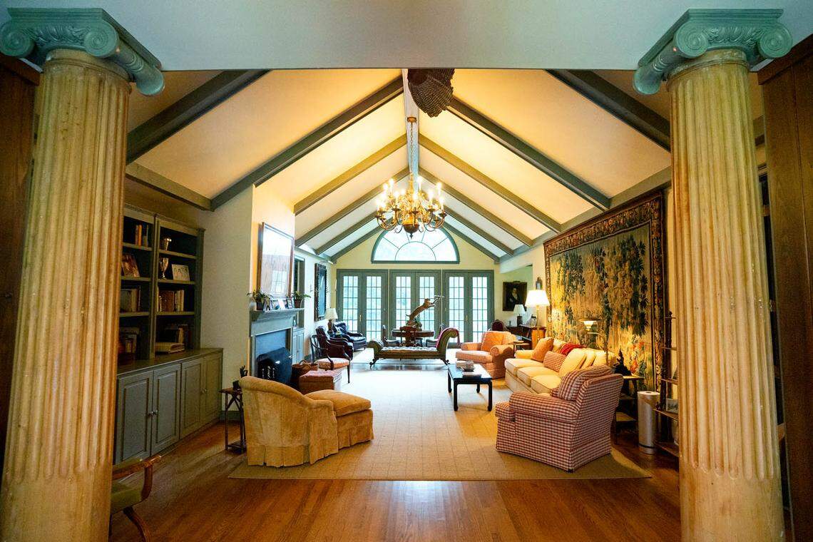 The living room of the guest house at Poco Sabo Plantation