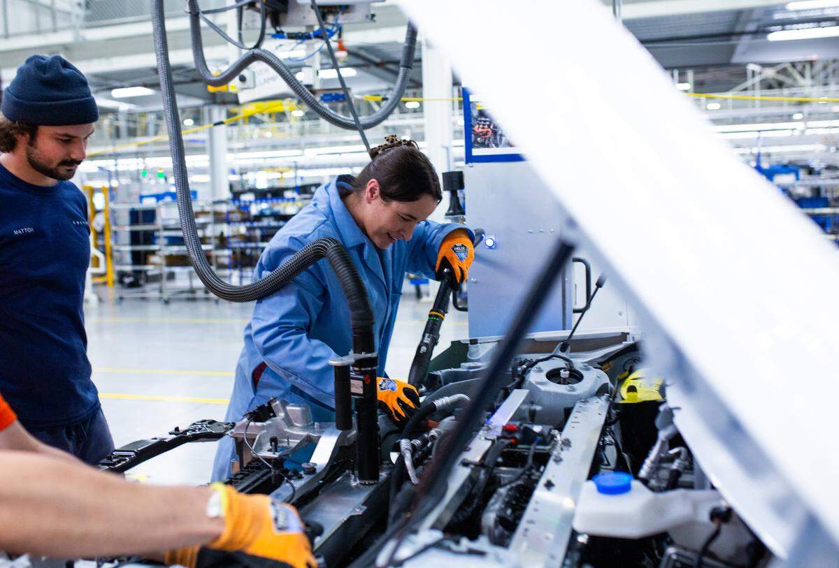 Currently employing 2,000 people, Volvo’s Ridgeville facility will ramp up hiring in the coming years to help meet a target of roughly 4,000 workers.