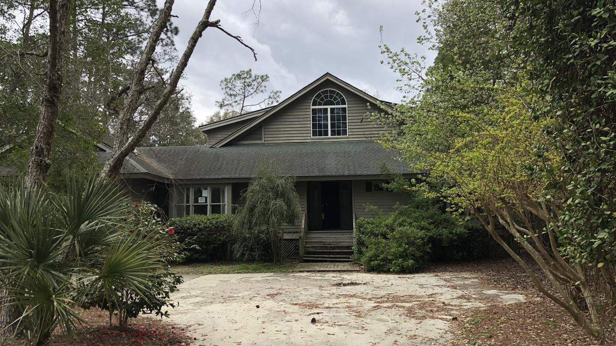 An abandoned house on Sand Fiddler Road as seen on Feb. 28 in Sea Pines on Hilton Head Island.
