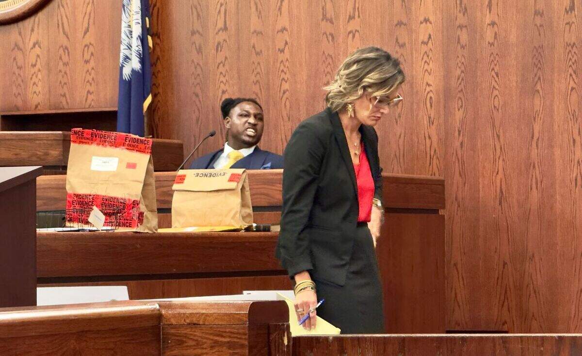 Prosecutor Mary Jones cross-examines Hardeeville man Nayquan Unique Gadson, 22, on July 31, 2025, during his three-day murder trial at the Beaufort County Courthouse. Gadson was sentenced to life in prison after jurors found him guilty of the 2022 murder of 19-year-old Breiner Daniel Puerto-Gonzalez outside a Hilton Head Island shopping center.