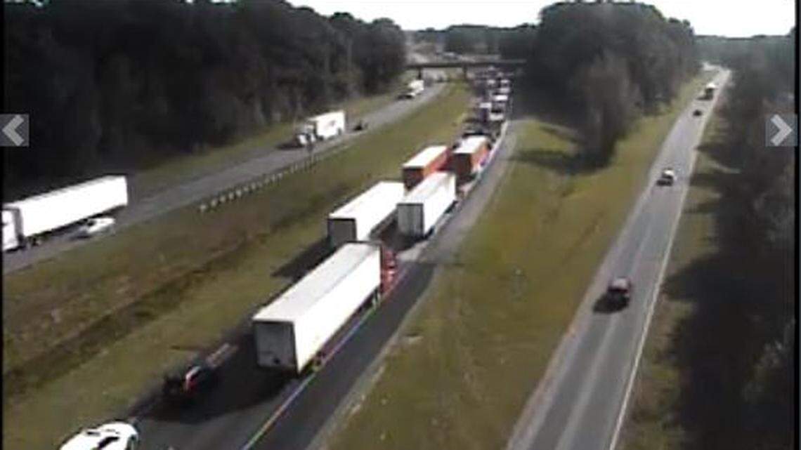Traffic alert: Crash on I-95 shuts down all southbound lanes near Ridgeland