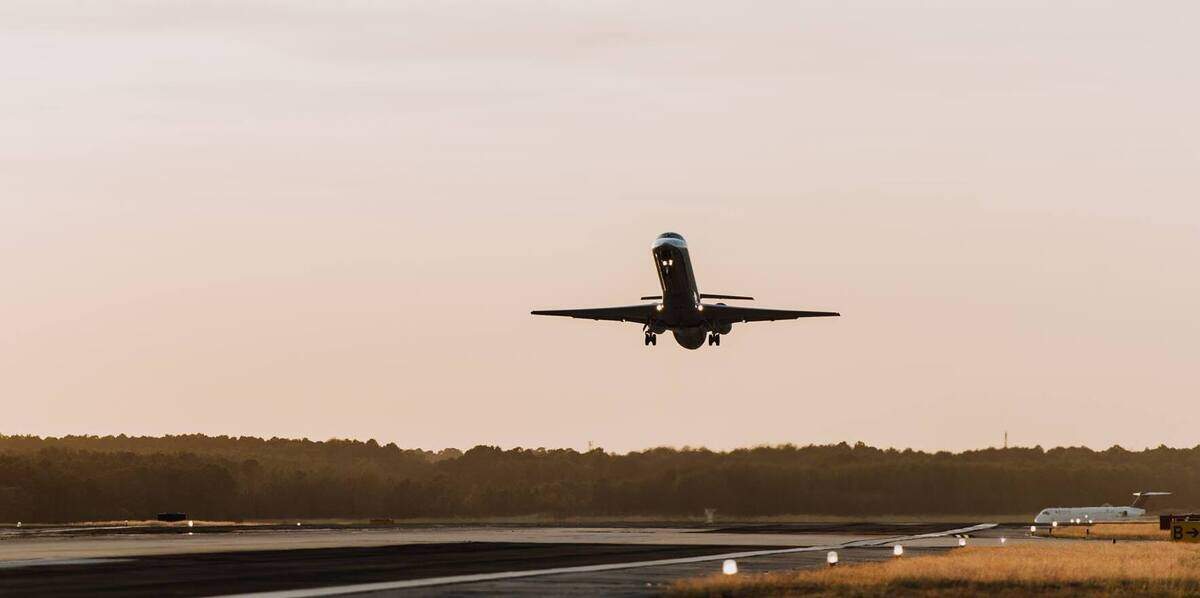 A plane takes off from the Savannah- Hilton Head International Airport, which will be especially busy next week because of Thanksgiving travel. The peak day will be Sunday, when 13,000 inbound and departing passengers are expected.