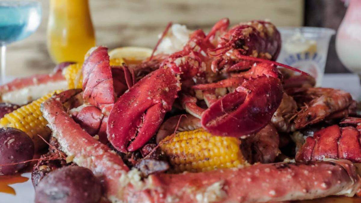 Hook & Reel, a franchise known for its Cajun seafood, opened a new location in Bluffton earlier this month.