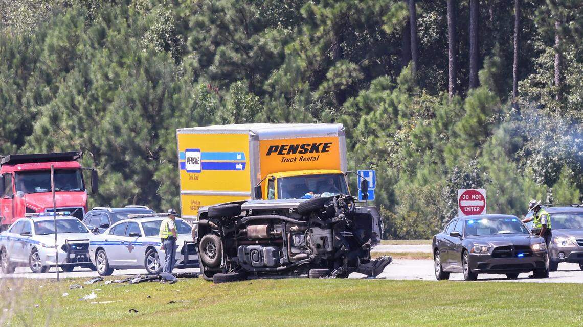 1 dead, 1 injured in US 278 wreck that blocked traffic near Okatie Thursday, officials say