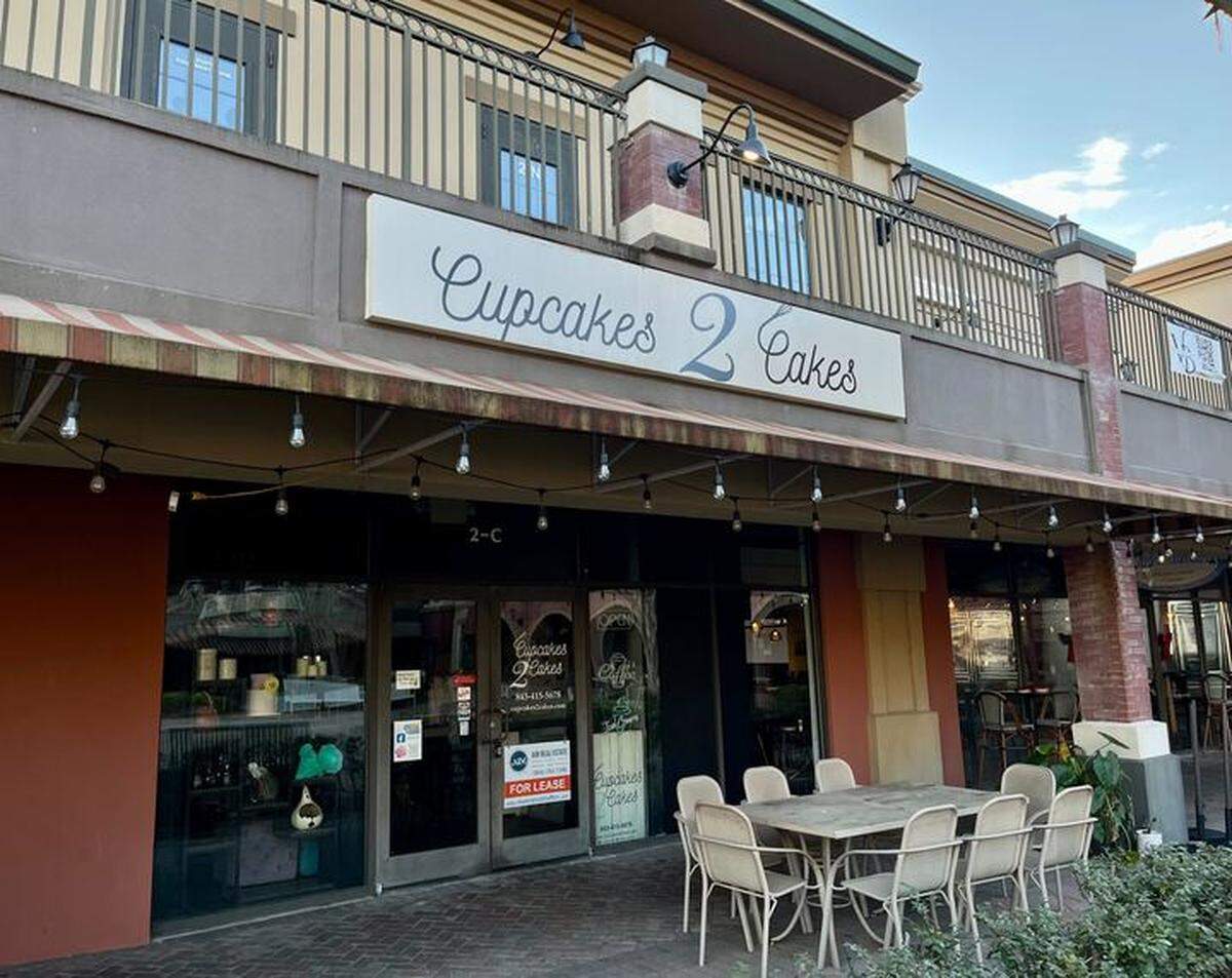 Cupcakes 2 Cakes, a beloved mother-daughter-owned bakery, known for its custom cakes, cookies and elaborate cupcakes, is officially closing its Bluffton storefront at 108 Buckwalter Parkway, Suite 2C.