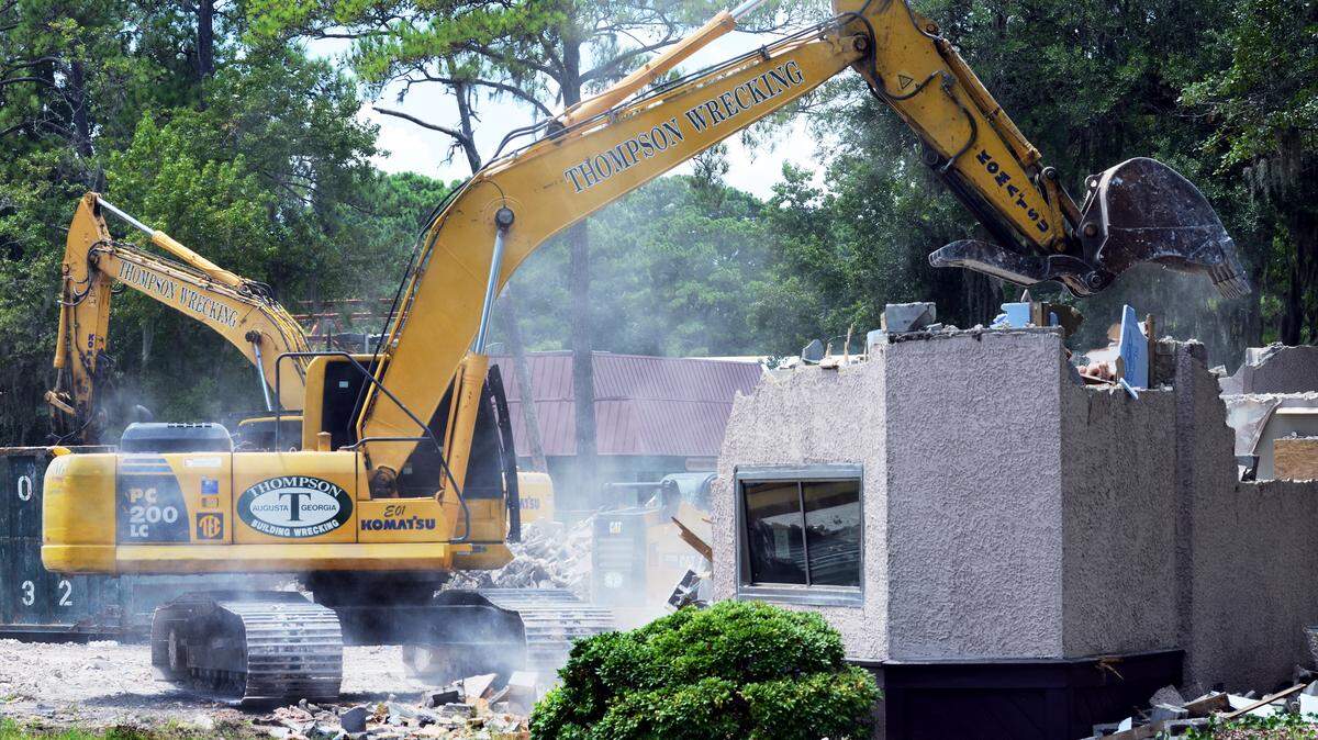 10. PINELAND STATION. After four decades of operation, Pineland Station on Hilton Head Island is being demolished. The plaza has been home to national retailers and local boutiques and restaurants alike, but is getting completely revamped to become Sea Turtle Marketplace. Stein Mart and Starbucks will remain at the new center, but other Pineland Station restaurants and stores relocated or closed permanently. The new shopping center signals a redevelopment being felt across Hilton Head. (File/Staff photo)