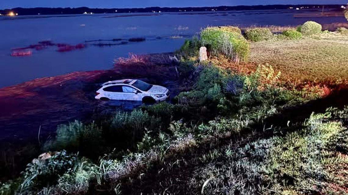 Another car ends up in the marsh at notorious Beaufort curve. Here’s what to know