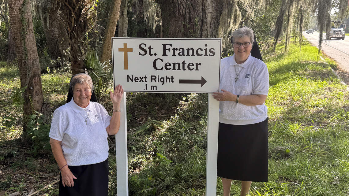 St. Helena charity that fought Beaufort County over licensing celebrates new signs