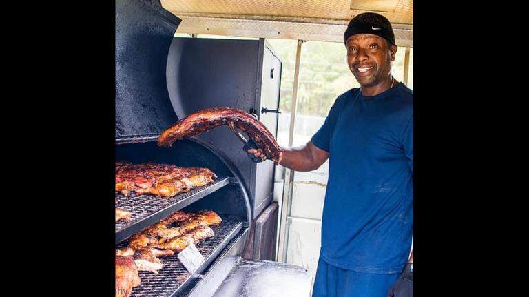 After years of travel, Beaufort BBQ maestro finds a home on the waterfront. Here’s where