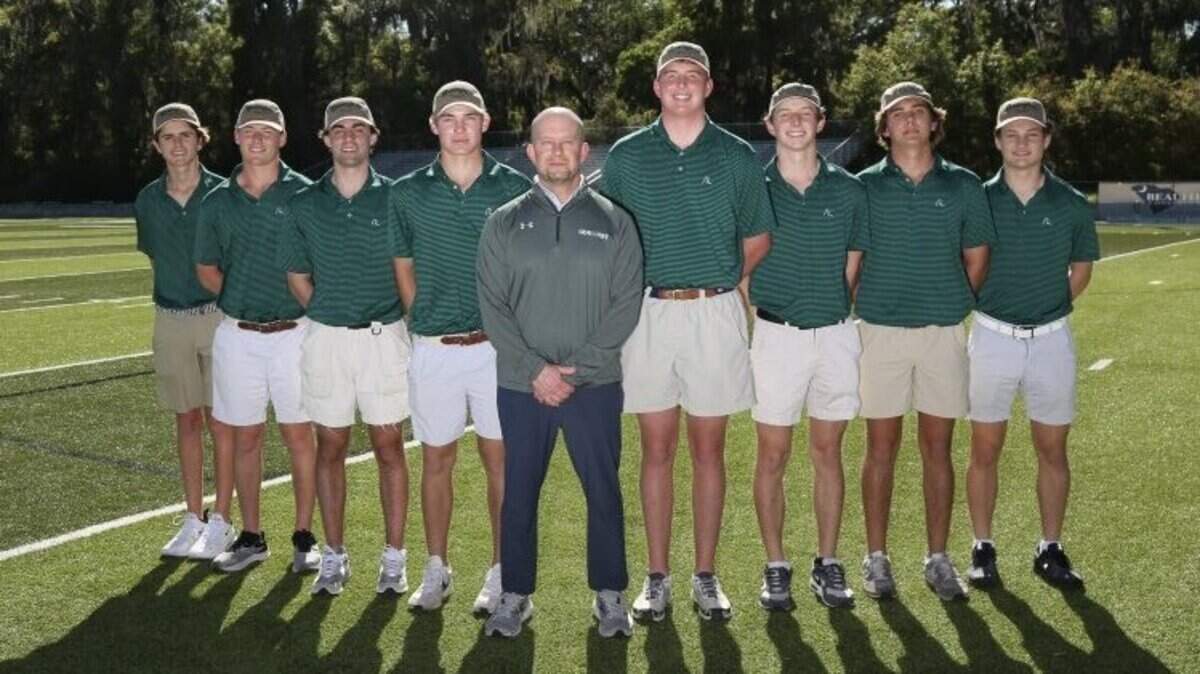 Beaufort boys golf finished second in the 2023 Class 3A golf tournament.