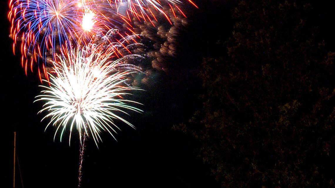 A kinder, gentler Mother Nature greets this year's Water Festival opening night