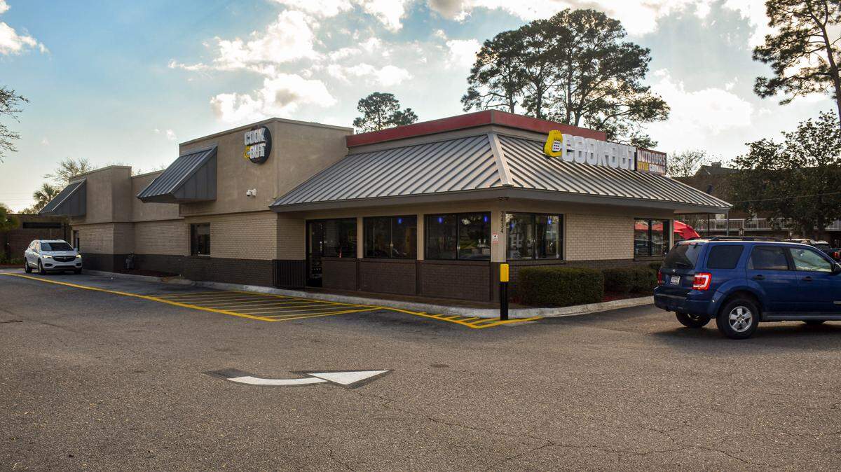 Just ahead of their scheduled March debut, Cook Out has arrived to Beaufort, located on Boundary Street, occupying the space formerly belonging to Burger King. The North Carolina based company is famous for its char-grilled burgers and thick milkshakes.