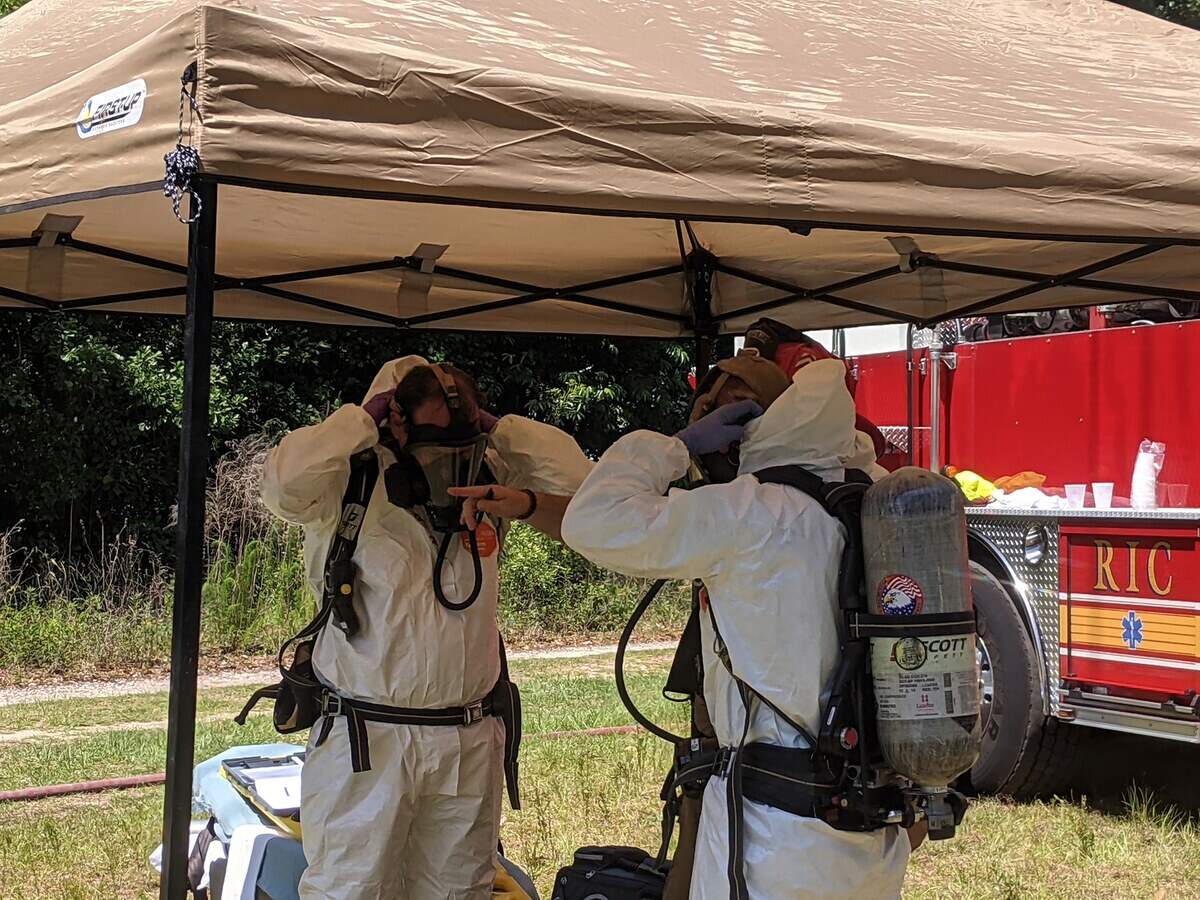 Crews prepare to fix a chlorine gas leak on Hilton Head Island on May 17.