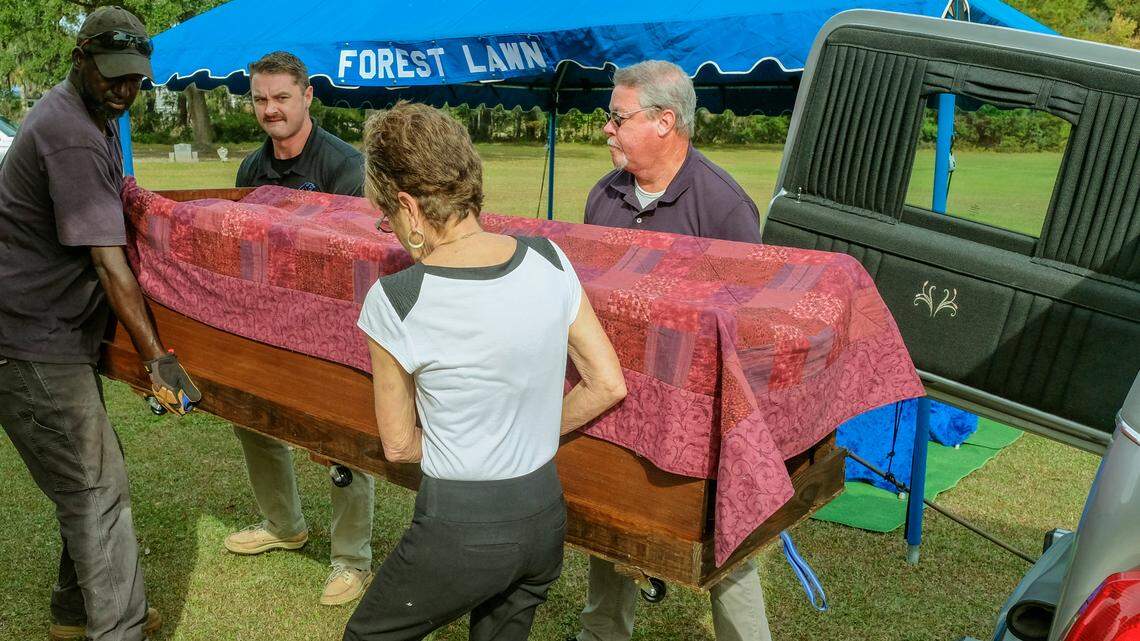 Baby with no name. War hero.  Homeless. Beaufort County’s unclaimed are remembered