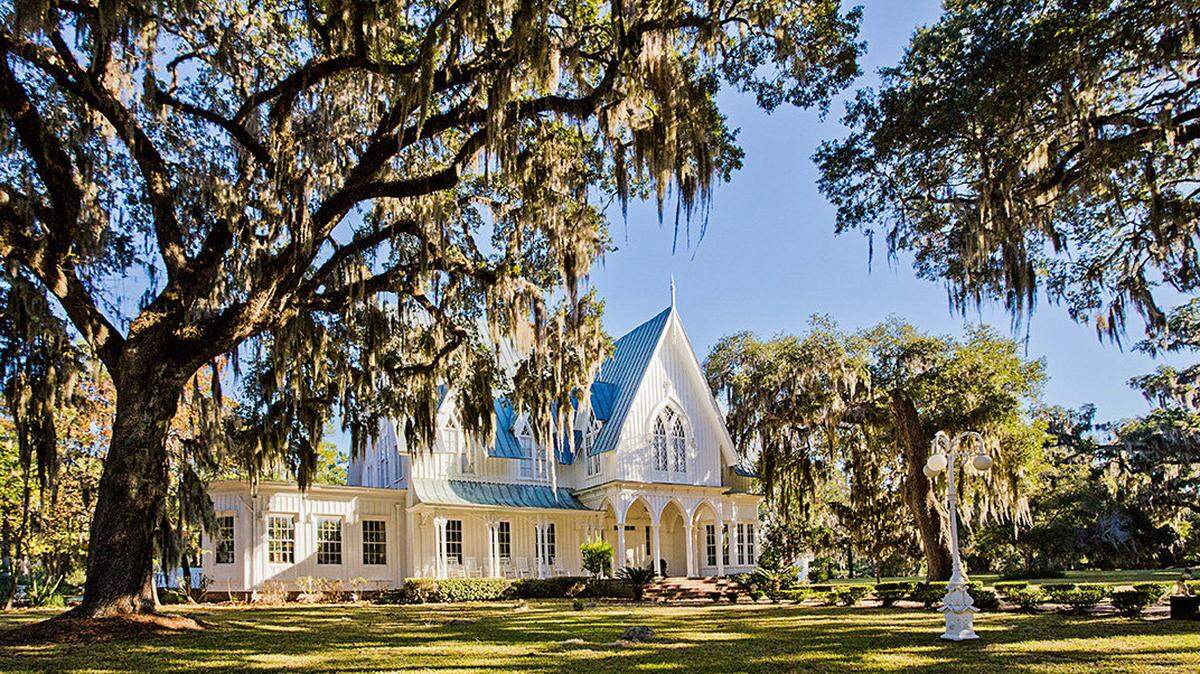 Rose Hill Mansion in Bluffton is one of the few plantation houses in the area that the public can tour.