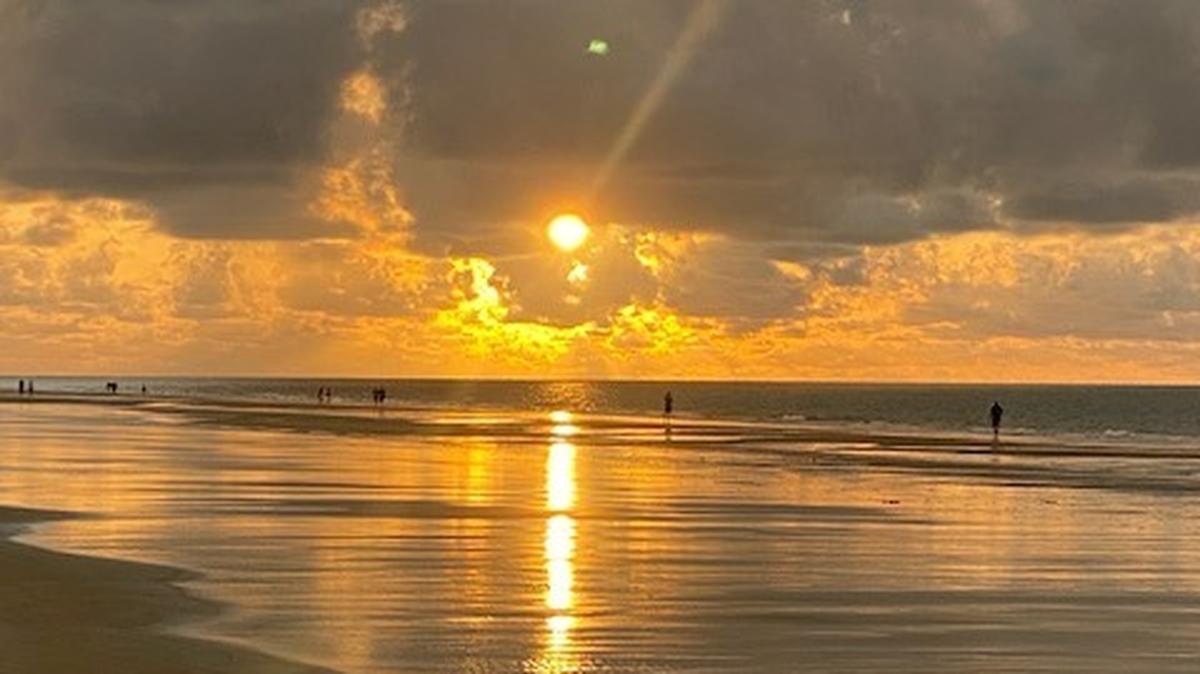 Rain and wind from Hurricane Ian have subsided, making way for a sunny weekend