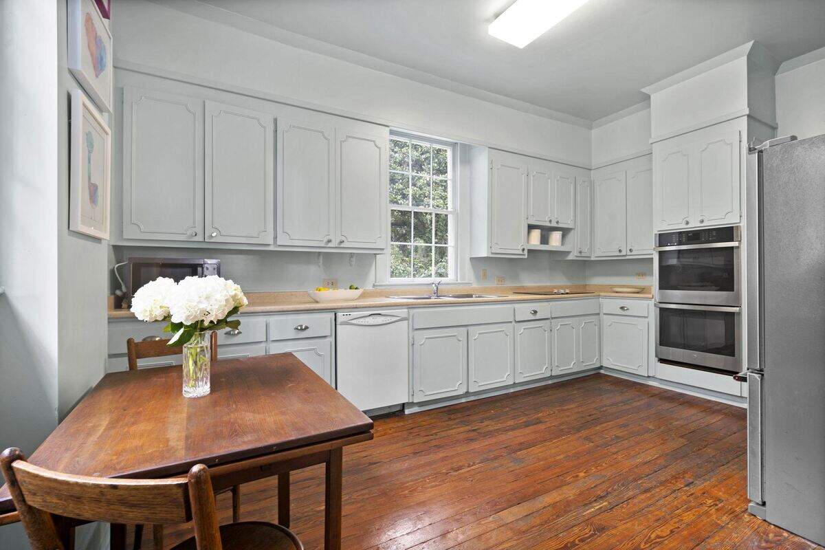 Kitchen of 400 Wilmington Street.