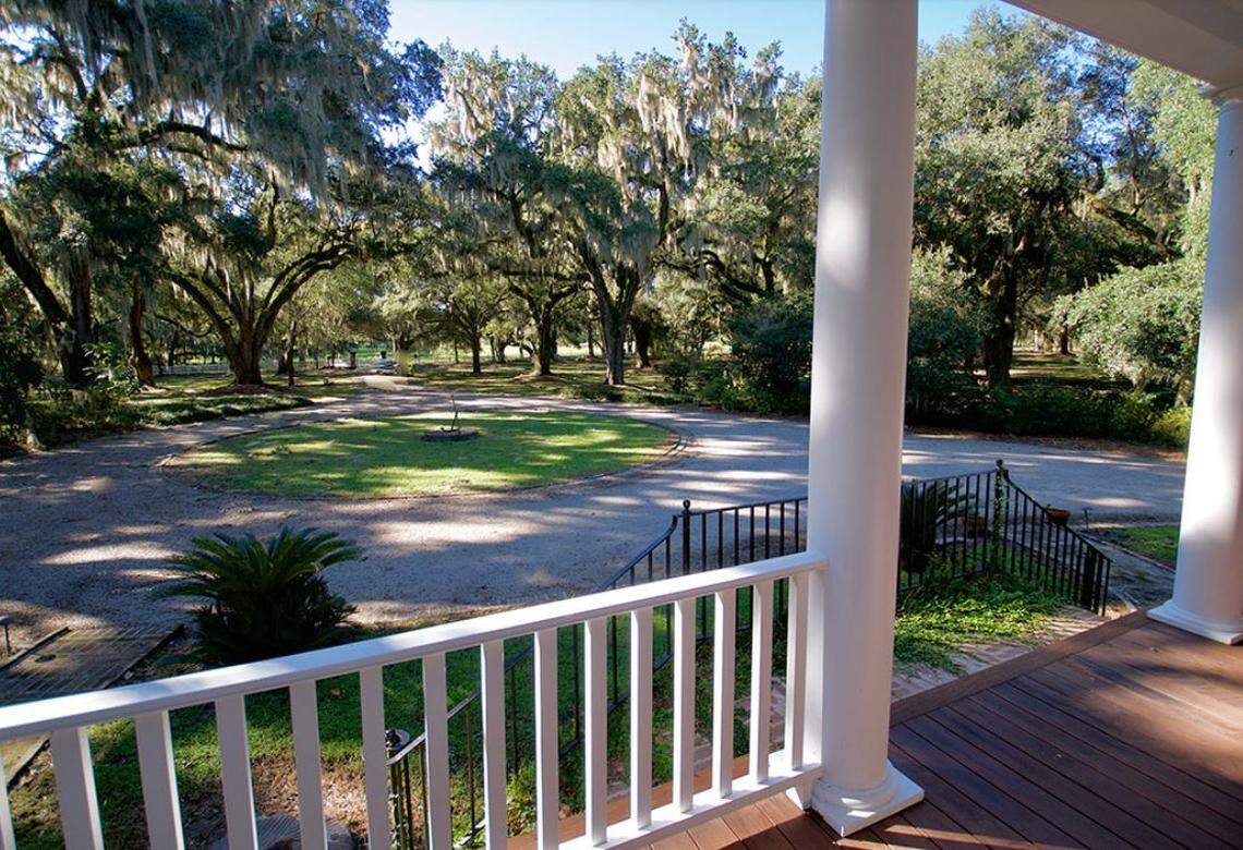Twickenham Plantation’s home has a large front porch.