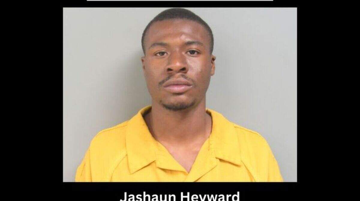 Jasper County resident Jashaun Heyward, 23, surrendered to police Monday night after escaping custody outside the county courthouse in late June.