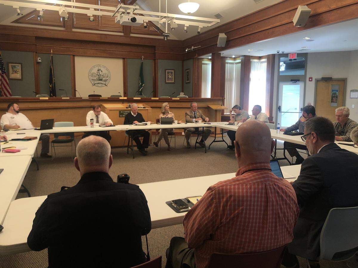 A group of elected and appointed officials from Beaufort, Bluffton, Hilton Head Island, and Port Royal met Wednesday to discuss how to approach disruptive behavior in public meetings.