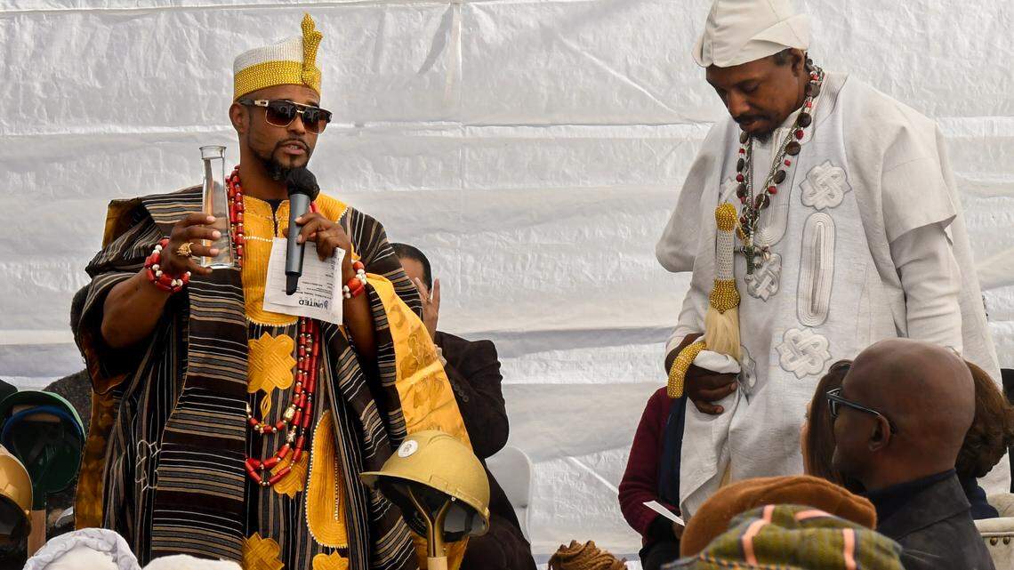 Adegbolu Abiogemo Adefunmi II, left, prepares to give a blessing during a ceremony for the future Rev. Ike Resource Center at the United Church on Tuesday, Nov. 28, 2023 in Beaufort’s Historic District. Adefunmi, who was recognized as the ruler of the Yoruba people in North America, was stabbed to death on Monday at the Oyutunji African Village in northern Beaufort County.