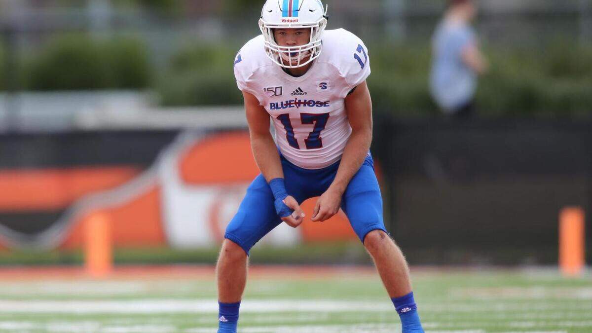 Former Beaufort standout Jeffrey Smyth was named the Stats Perform FCS National Defensive Player of the Week on Monday. 