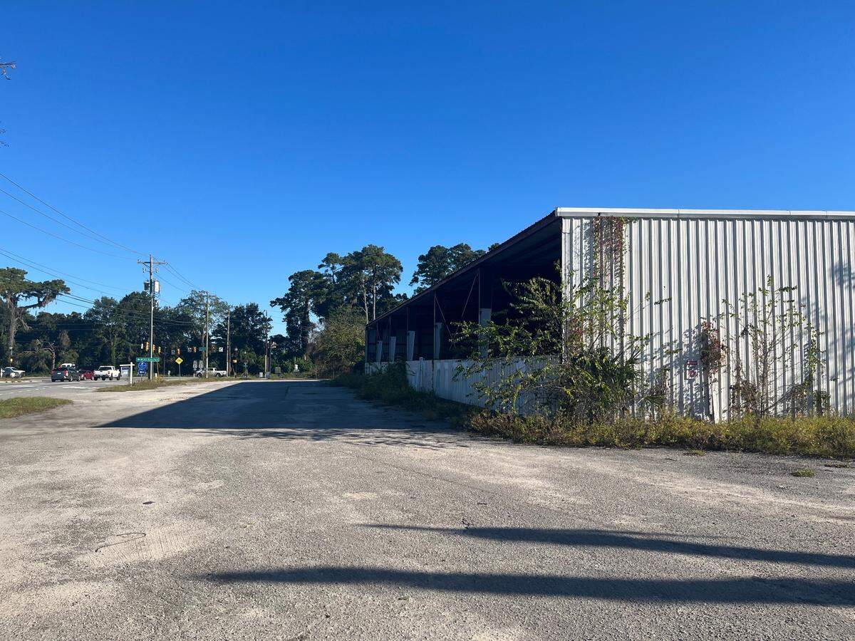 ExtraSpace Storage, which would have&nbsp; 70,485 square feet of storage space, is proposed at 1 Parris Island Gateway. 