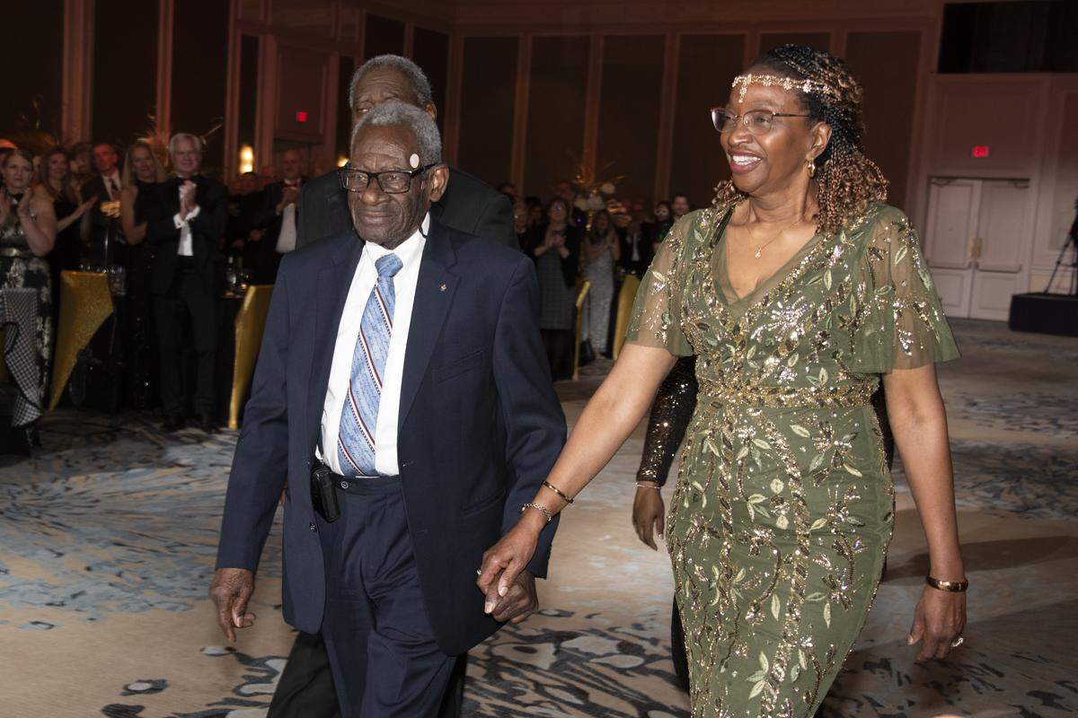 Thomas C. Barnwell, Jr. (left), pictured here with his daughter, received the Icon Award from the Hilton Head-Bluffton Chamber of Commerce at the 2026 Chamber Ball.