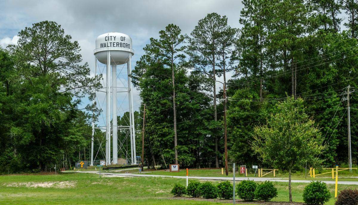 The City of Walterboro’s water tower.