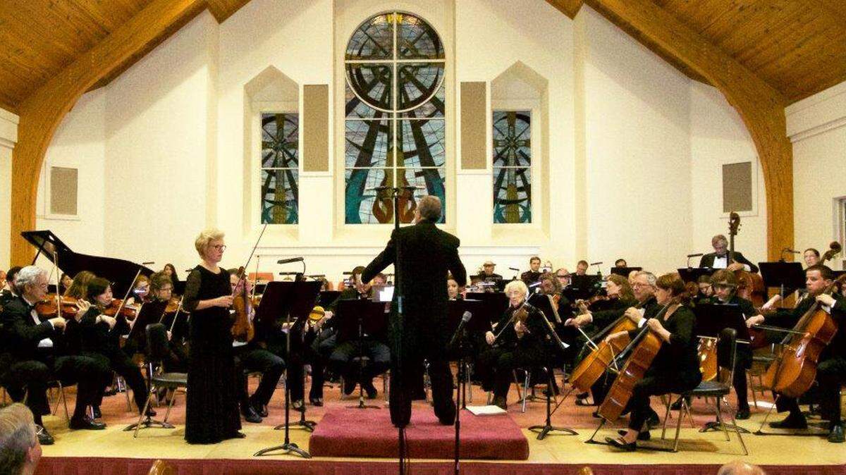 The Beaufort Symphony Orchestra opened its 30th season on Oct. 22.