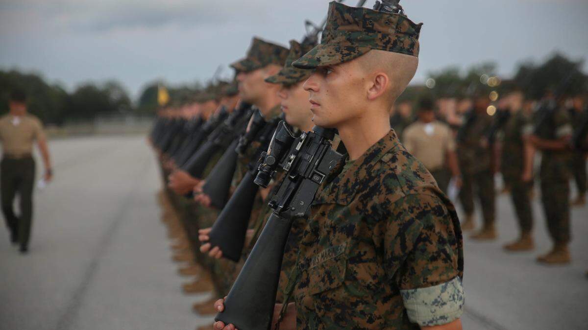 Recruits perform movements during their Final Drill evaluation at Peatross Parade Deck on Tuesday, Oct. 2, 2018, at Marine Corps Depot Parris Island, S.C.,