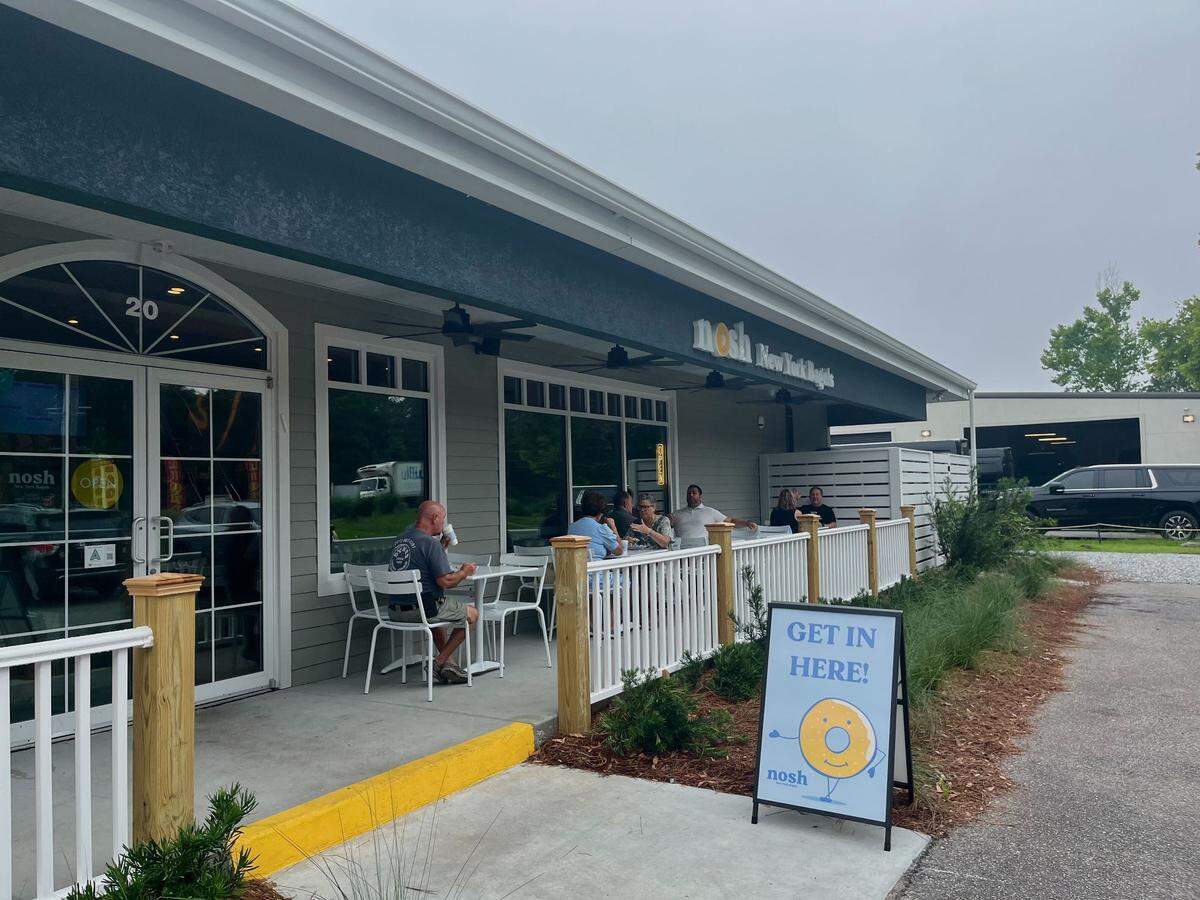 Nosh Bagels opened in Riverwalk Commons in April, offering a wide selection of breakfast and lunch options. May 28, 2025
