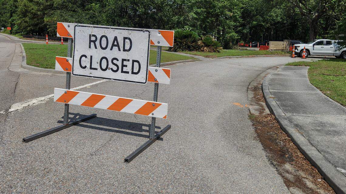 Why is the road to Hilton Head’s post office closed? Here’s what the town is doing