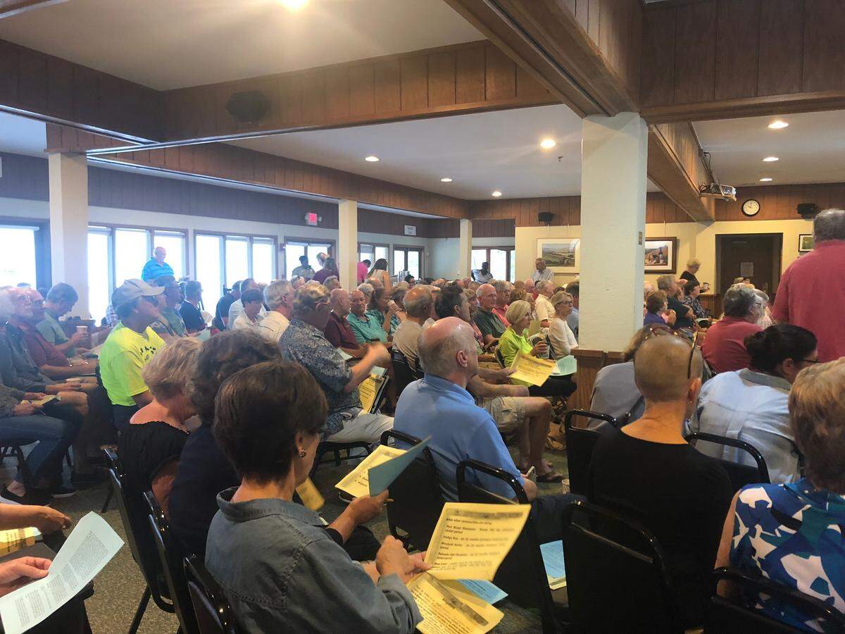 A packed community meeting at Hilton Head Plantation on Oct. 16 2018 for residents to discuss the proposed amendment to ban short-term rentals in the gated community.