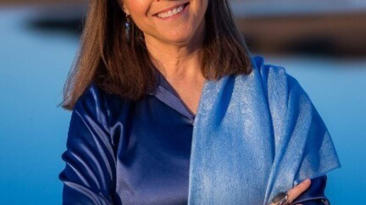 Author Mary Alice Monroe will sign copies of her latest book, "The Summer Wind," from 1 to 2:30 p.m. June 29 at the Barnes & Noble on Hilton Head Island.