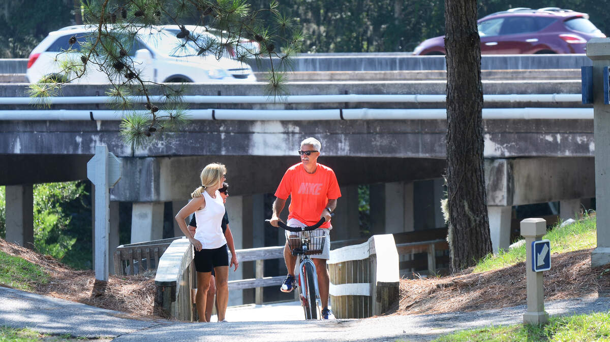 An underpass, photographed Aug. 20, 2014, allows bike path users to cross from the east side of William Hilton Parkway into Shelter Cove. The Town of Hilton Head Island wants to expand the pathway system on the west side of the road by constructing 4,000 feet of bike pathways that would connect Shelter Cove Towne Centre with Fresh Market Shoppes. The bike paths would tie into the existing paths at Shelter Cove and also connect to the future Chaplin Linear Park pathway along Broad Creek.